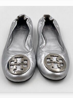 Tory Burch Silver Leather Reva Ballet Flats Medallion Shoes Size 8.5 M Authentic